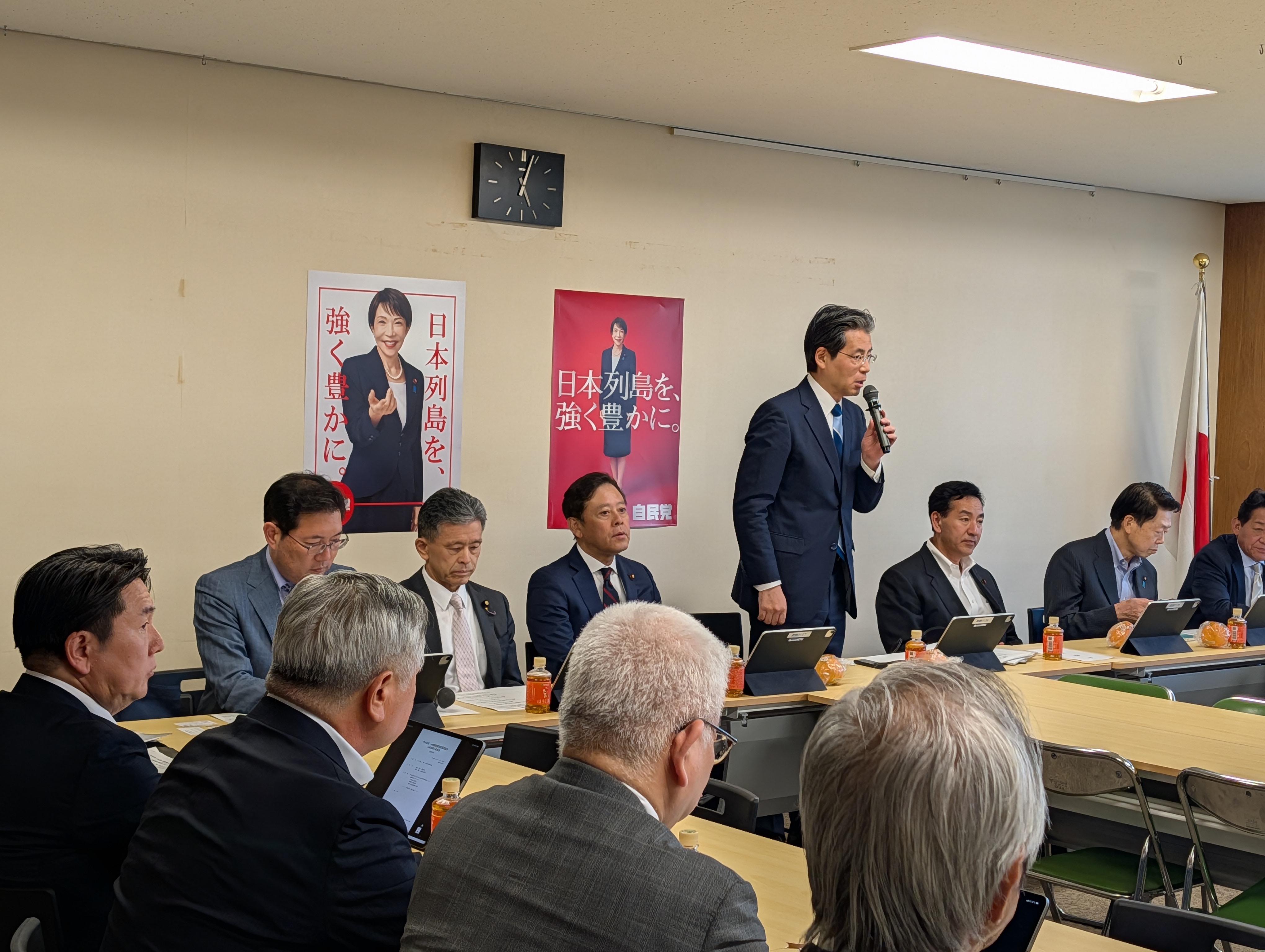 20260511自民党人材小委写真